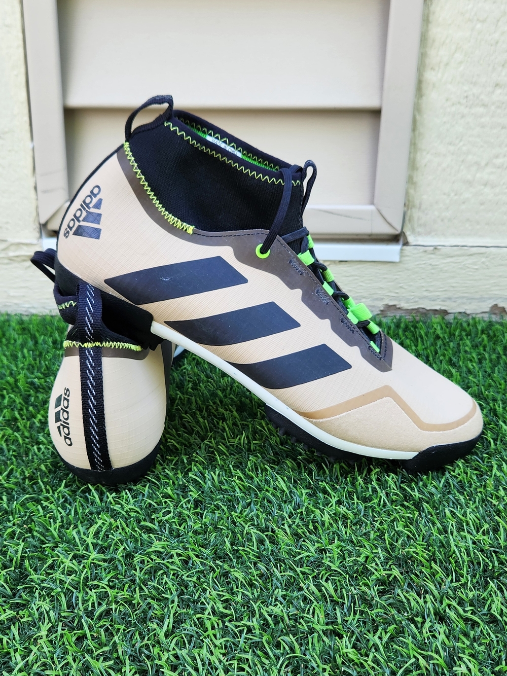 Adidas The Gravel Cycling Shoes  US Beige Tone / Core Black Men's Size 10